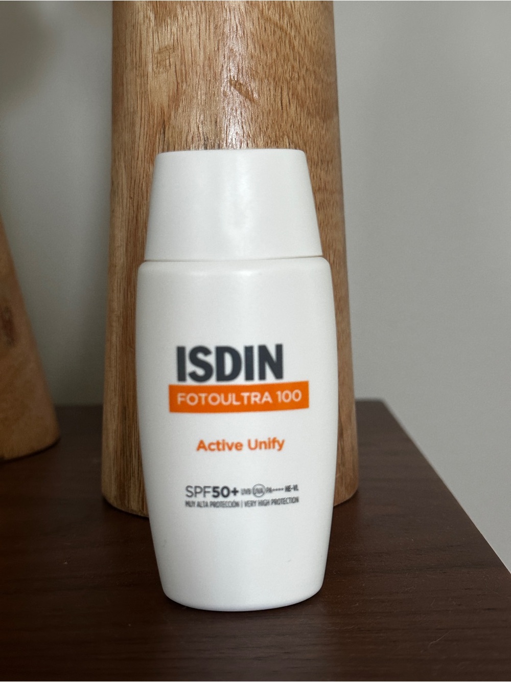 ISDIN Fotoultra 100 Active Unify SPF50+ Sunscreen - NWOB
